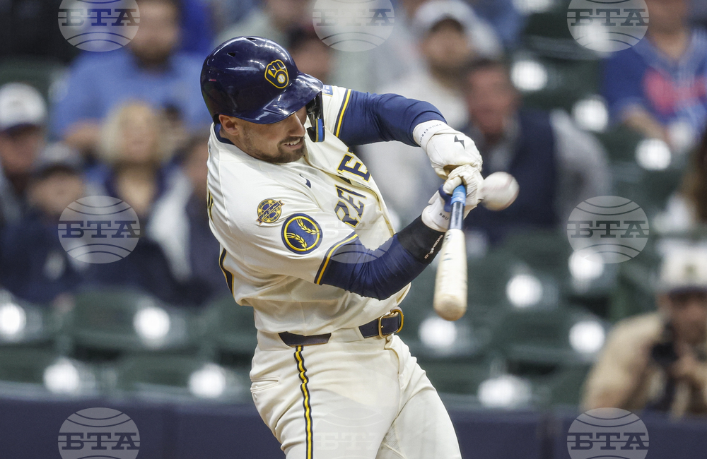 Red Sox Brewers Baseball