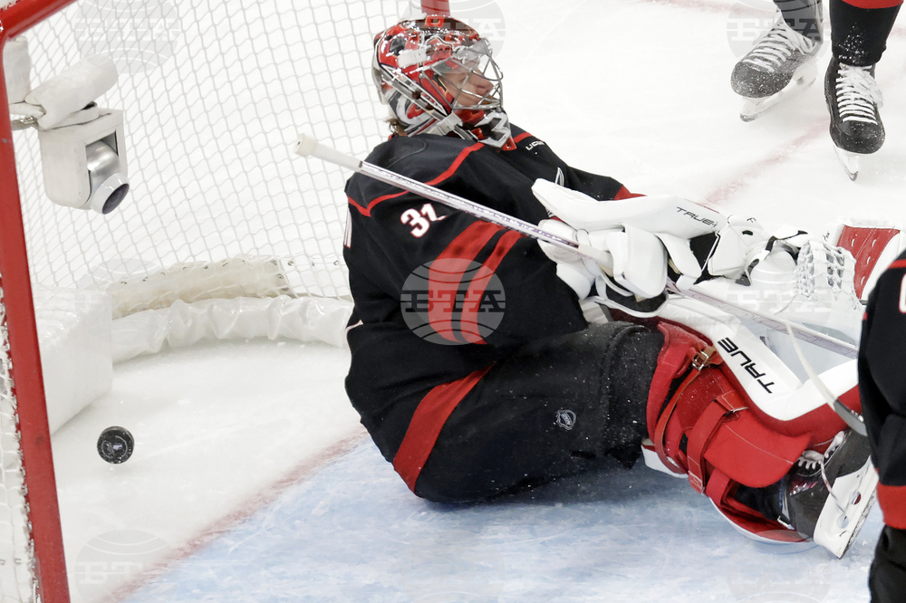 Panthers Hurricanes Hockey