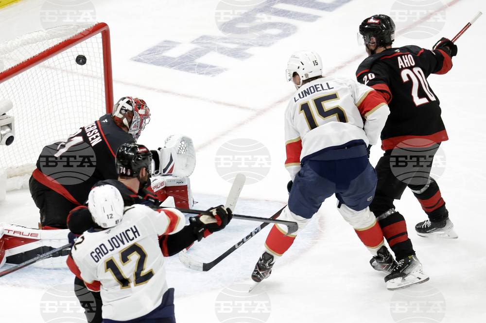 Panthers Hurricanes Hockey