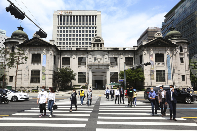 Централната банка на Южна Корея понижи основната лихва с 25 базисни пункта до 2,5 на сто