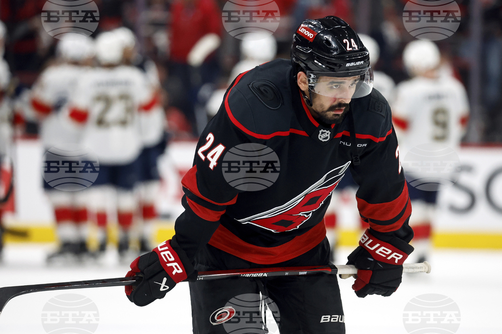 Panthers Hurricanes Hockey