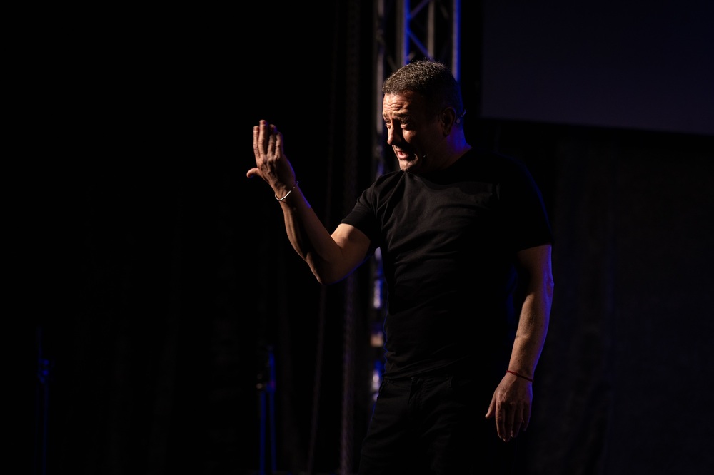 „Рачков и жените“ тръгва на лятно турне из страната