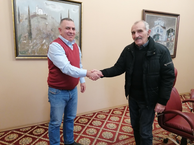 Община Сливен: Д-р Георги Килограмски получи отличие за особени заслуги