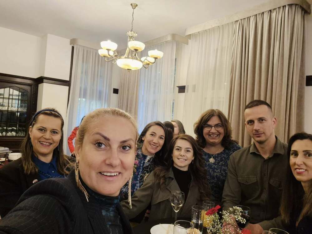 Ученици от училище „Св. св. Кирил и Методий” в Нидерландия участваха в прием, посветен на 24 май, в Посолството ни в Хага