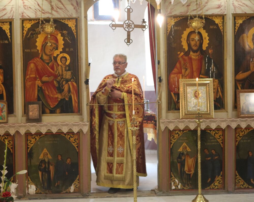 Областният управител Драгомир Драганов посети храма в Караманово по повод Възнесение Господне 