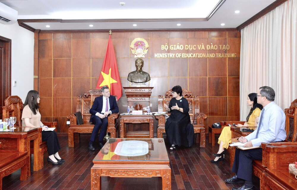 Среща за сътрудничество в образованието между България и Виетнам се състоя в Ханой