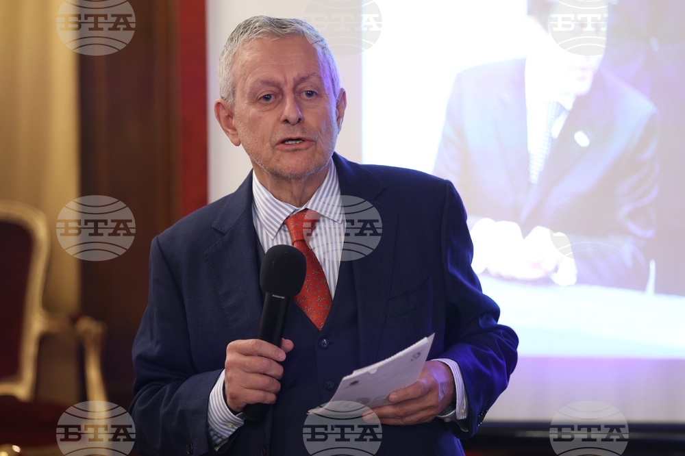 Solomon Passy Sees Good Opportunities Ahead for Bulgaria, Romania