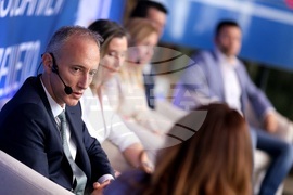 Национална конференция "Иновативно образование и професии на бъдещето"
