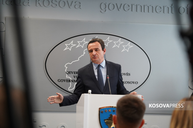 КосоваПрес: Осигурено е мястото за проекта за слънчева енергия „СоларФорКосово“, каза косовският премиер