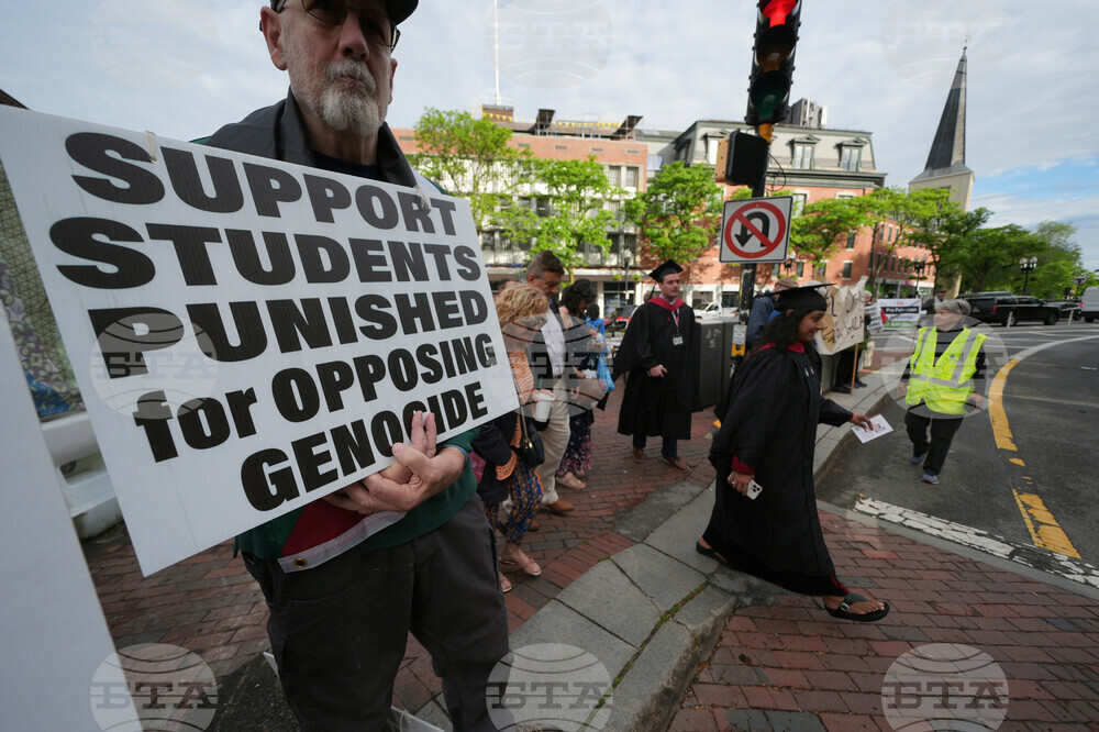 Harvard-Graduation