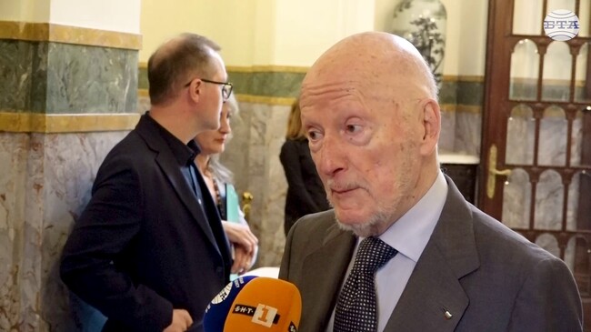 Присъединяването към еврозоната ще ни интегрира още повече и ще е от полза за всички, смята Симеон Сакскобургготски