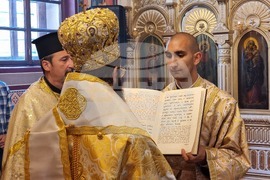 Бакаджишки манастир - Сливенски митрополит Арсений - литургия