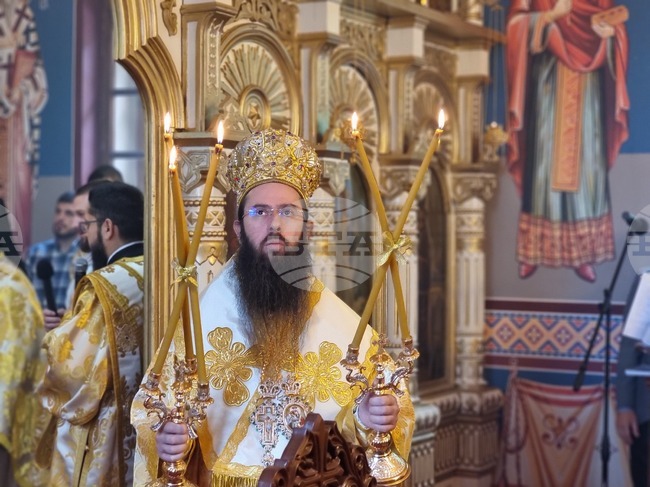 Сливенският митрополит Арсений ще възглави тържествена литургия на празника на храм-паметника „Св. Александър Невски“ в местността Бакаджик