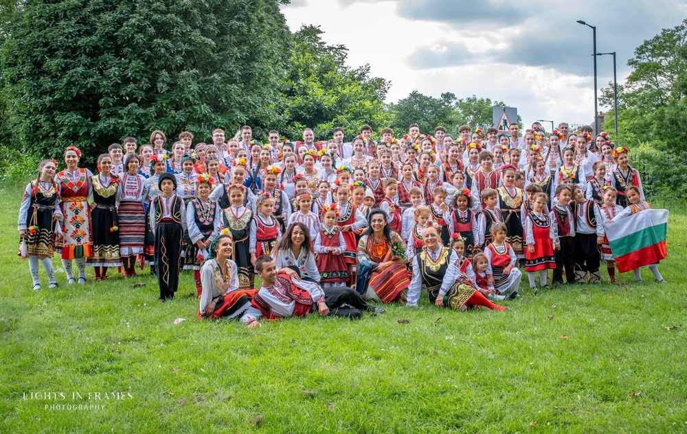 Таня Петрова: Фолклорна група „Малките приятели“ в Лондон е единствената българска детска група за народни танци извън България