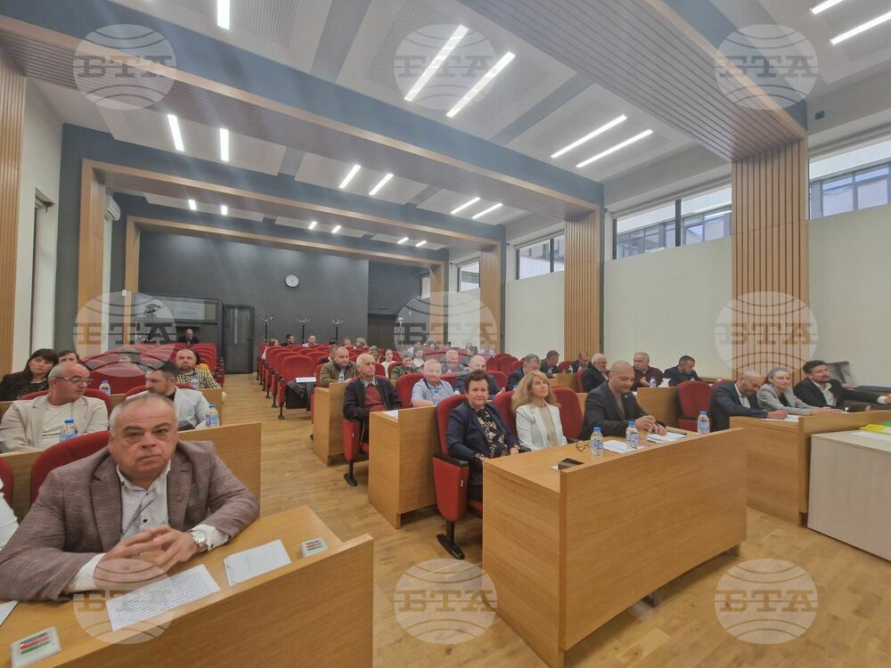 Отчети за дейността и финансите на общинските дружества за 2024 г. прие Общинският съвет в Троян