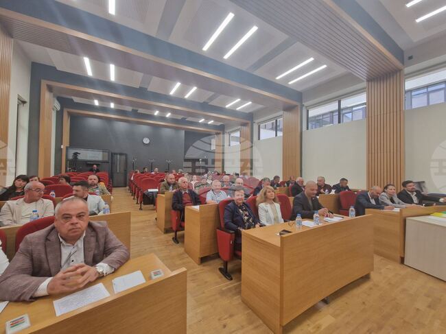 Отчети за дейността и финансите на общинските дружества за 2024 г. прие Общинският съвет в Троян