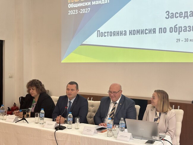 Община Русе: Русе е домакин на заседание на Постоянната комисия по образование на НСОРБ