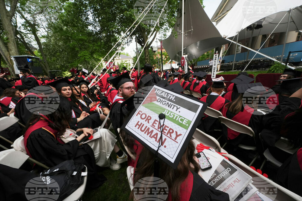 Harvard-Graduation