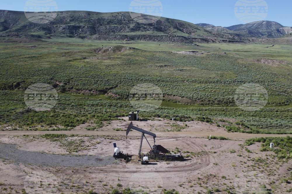 Цените на петрола се повишават за втори пореден ден, подкрепени от рискове за доставките и надежда за споразумение между САЩ и Китай