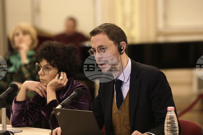 Ксавие Ре - лекция 