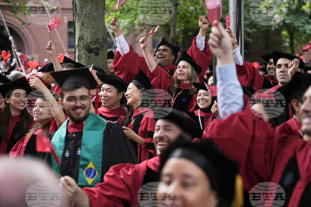 Harvard-Graduation