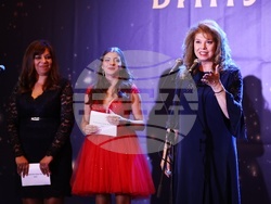 „Подкрепи една мечта“ - абитуриентски бал