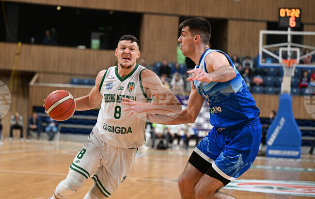 Николай Стоянов остава в Черно море Тича и през новия сезон