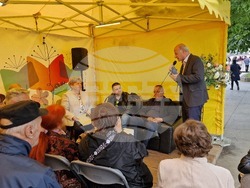 Поетът Боян Ангелов представя поетичната книга „3х23“, снимка – Даниел Димитров/БТА