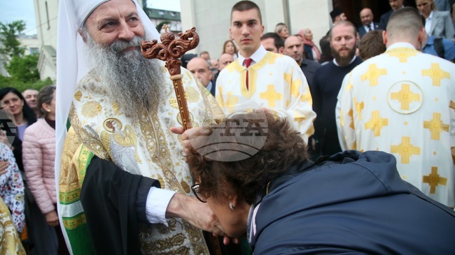 Сръбският патриарх Порфирий ще прекара Великденските празници в манастира Високи Дечани в Косово, твърди сръбски сайт 