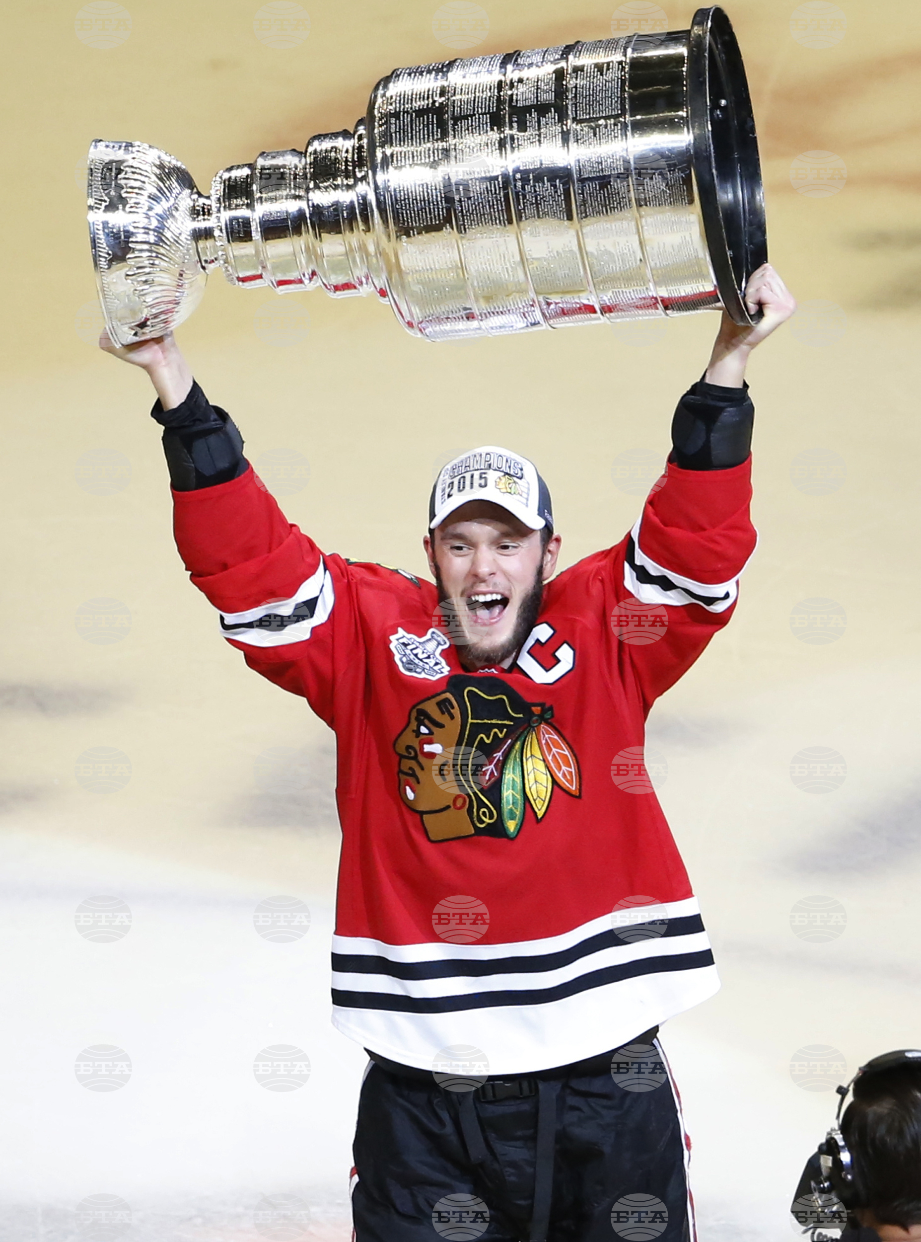 Toews Comeback Attempt Hockey