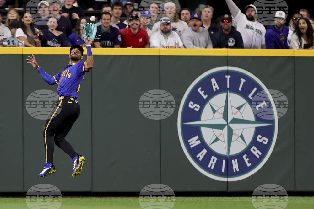 APTOPIX Nationals Mariners Baseball