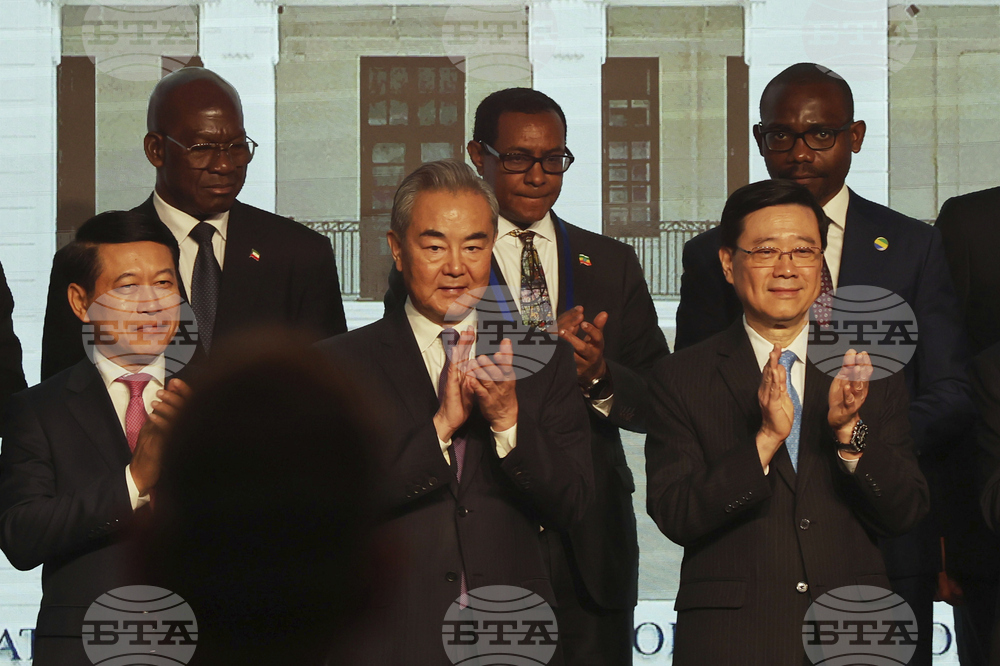 Hong Kong Wang Yi