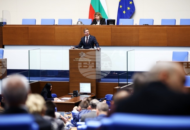 "Възраждане" излезе с декларация по повод случващото се в пернишката болница МБАЛ "Рахила Ангелова"