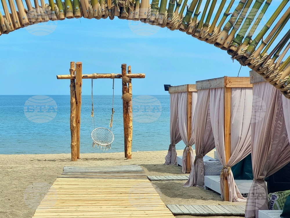 Село Синеморец  - плаж „Бутамята” - Син флаг