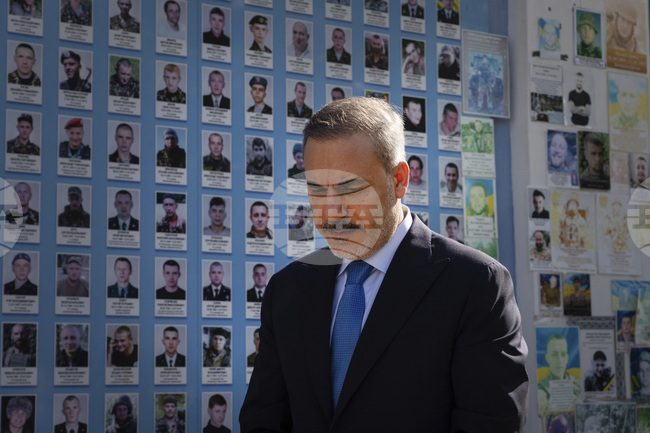 Турция предлага да е домакин на среща на лидерите на САЩ, Русия и Украйна