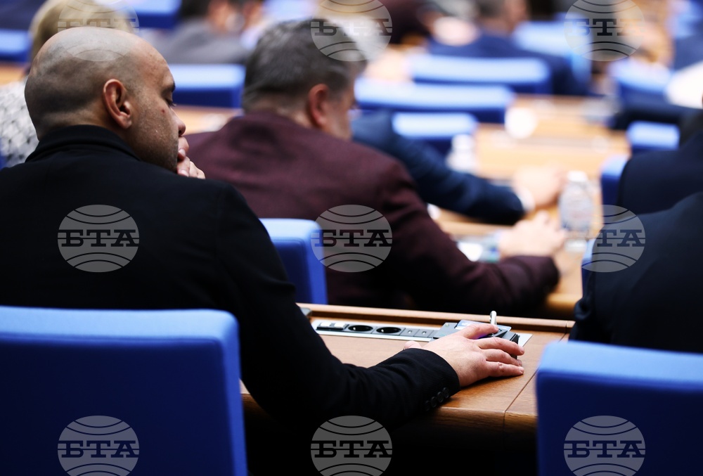 Parliament Overrides Presidential Veto on Amendments to Energy from Renewable Sources Act
