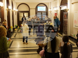 БАН откри изложба под наслов „Разхвърляни мъниста“