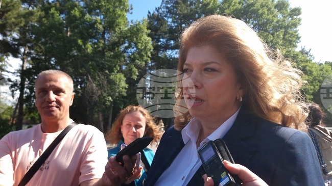 VP Opens International Children's Ethnic Festival in Southern Bulgaria