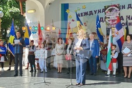 Село Минерални бани - международен детски етнофестивал - Илияна Йотова