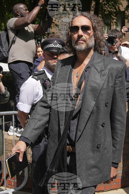 Комикът Ръсел Бранд е обвинен в още две сексуални престъпления, съобщи британската полиция