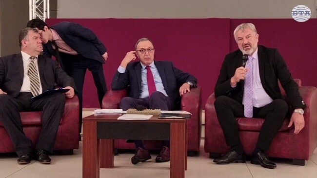 Стандартът ни на живот ще бъде много по-висок при приемане на еврото, заяви президентът Петър Стоянов на конференция в Русе