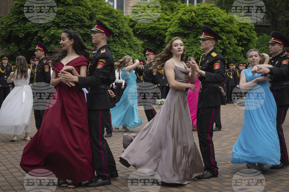 Russia Ukraine War School Graduates