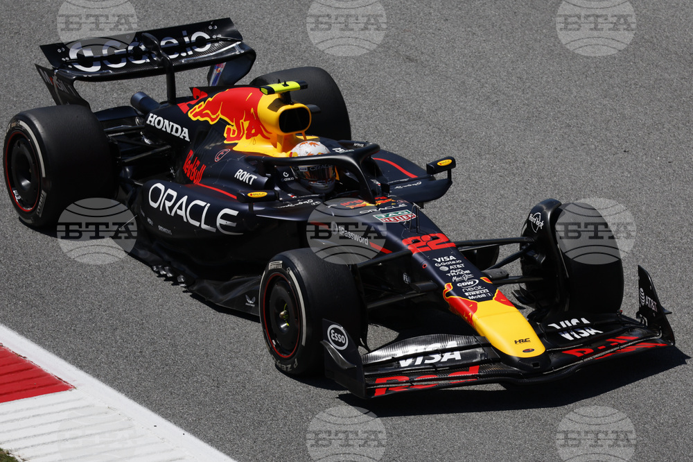 Пилотът Арвид Линдблад от "Ред Бул" получи лиценз за Формула 1 преди 18-ия си рожден ден