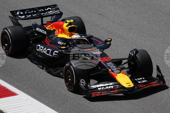 Пилотът Арвид Линдблад от "Ред Бул" получи лиценз за Формула 1 преди 18-ия си рожден ден