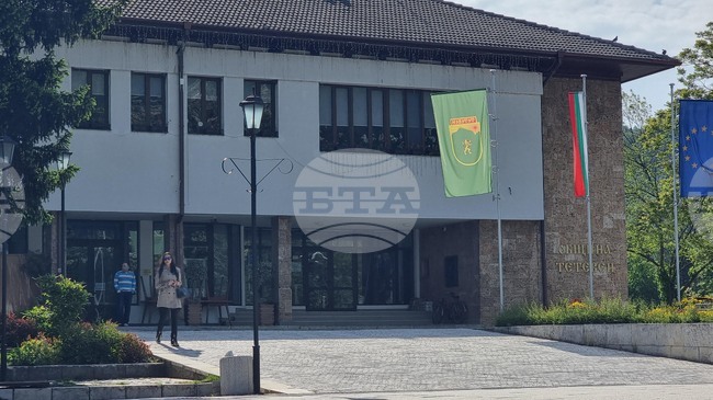 Общинските съветници в Тетевен отпуснаха финансова помощ за 15 новородени