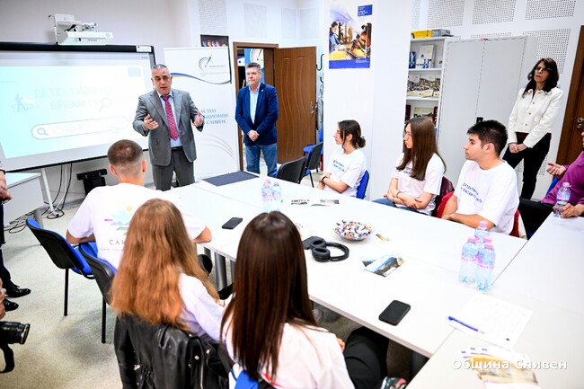 Ученици направиха филм за туристически обекти в Сливен