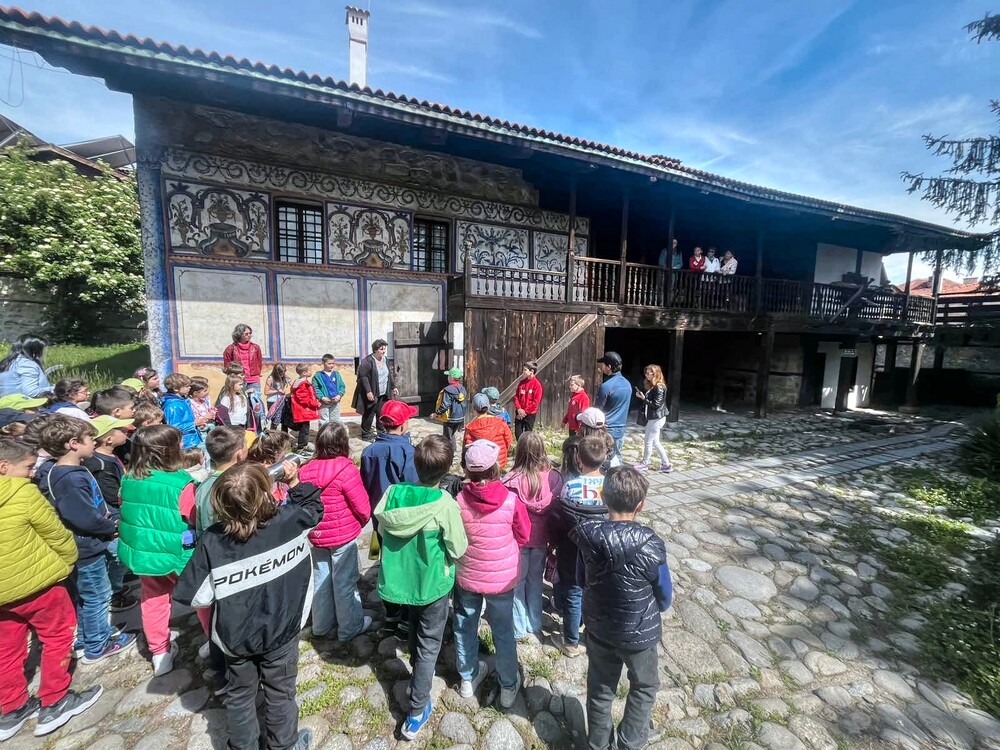 Стотици деца в музеите на Банско