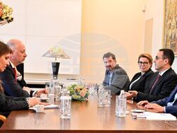 Премиерът Росен Желязков се срещна с представители на CISAC и „Музикаутор“ за обсъждане на авторските права в България. Снимка: Лили Йотова