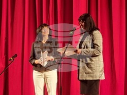 Брезник - детска градина "Брезица" - спектакъл