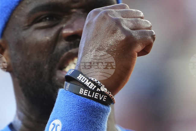 Американците Бен Шелтън и Франсис Тиафо се класираха за четвъртия кръг на "Ролан Гарос"